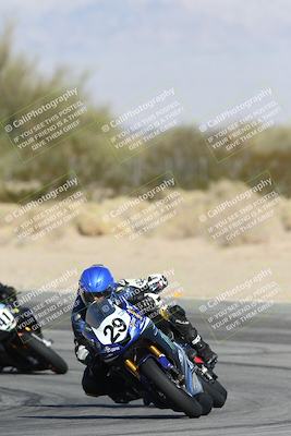 media/Dec-07-2025-CVMA (Sun) [[3e7d2de5dc]]/Race 7-Formula Lightweight Twins Shootout/